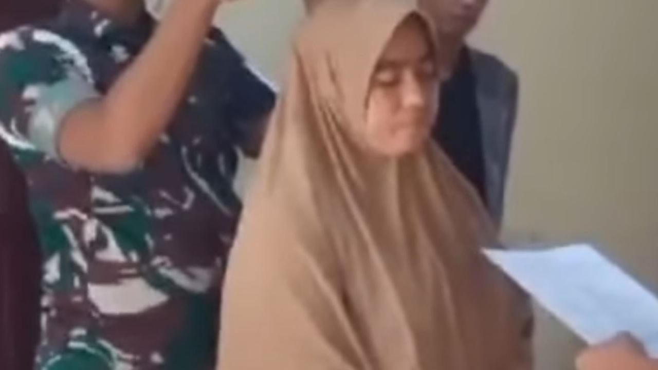 Menurut Putra, pengambilan sumpah di atas Alquran terhadap Fauziah tidak perlu dipermasalahkan.<br>