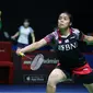 Tunggal putri Indonesia, Gregoria Mariska Tunjung, takluk 17-21, 21-10, dan 12-21 dari Phittayaporn Chaiwan pada putaran pertama Indonesia Open 2022 di Istora Senayan, Jakarta, Rabu (15/6/2022) pagi WIB. (Bola.com/Bagaskara Lazuardi)