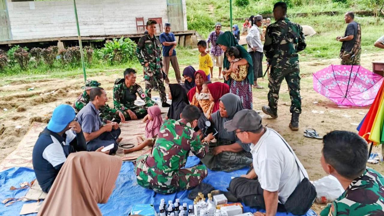 FOTO: Akses Terbatas Tantangan Pelayanan Kesehatan di Lokasi Bencana Gayo Lues