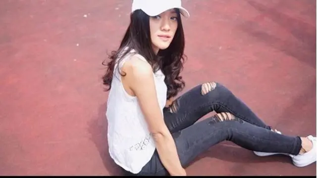 Anissa Aziza Raditya Dika
