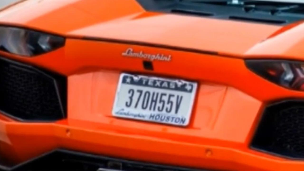 Plat Khusus Bertuliskan 370H55A