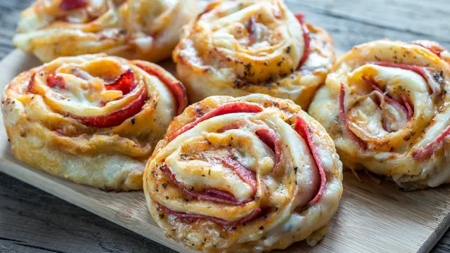 pizza rolls