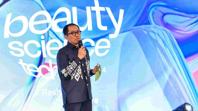 Wakil Menteri Perindustrian Faisol Riza pada acara Beauty Science Tech 2024