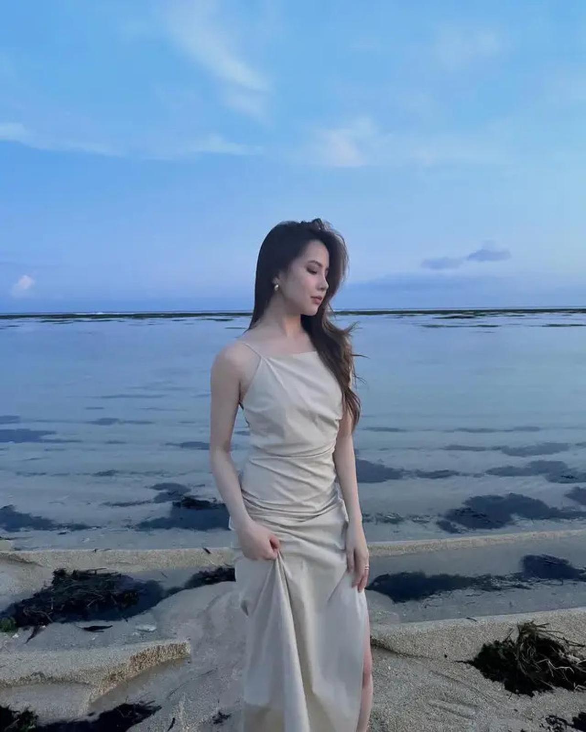 10 Model Rambut Agatha Chelsea, Lurus Panjang hingga Bergelombang