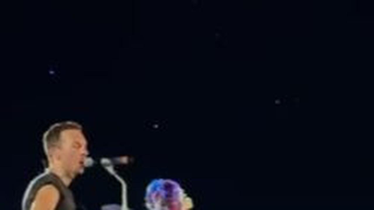 "Salah satu penonton Coldplay bawa bendera Israel," demikian dikutip dari keterangan video. <br>