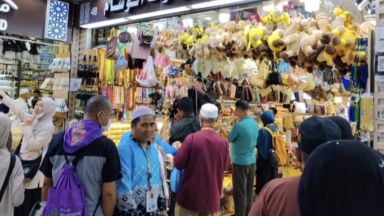 Pasar Kakiyah Makkah Jadi Primadona Jamaah Haji Indonesia Berburu Oleh-oleh Murah