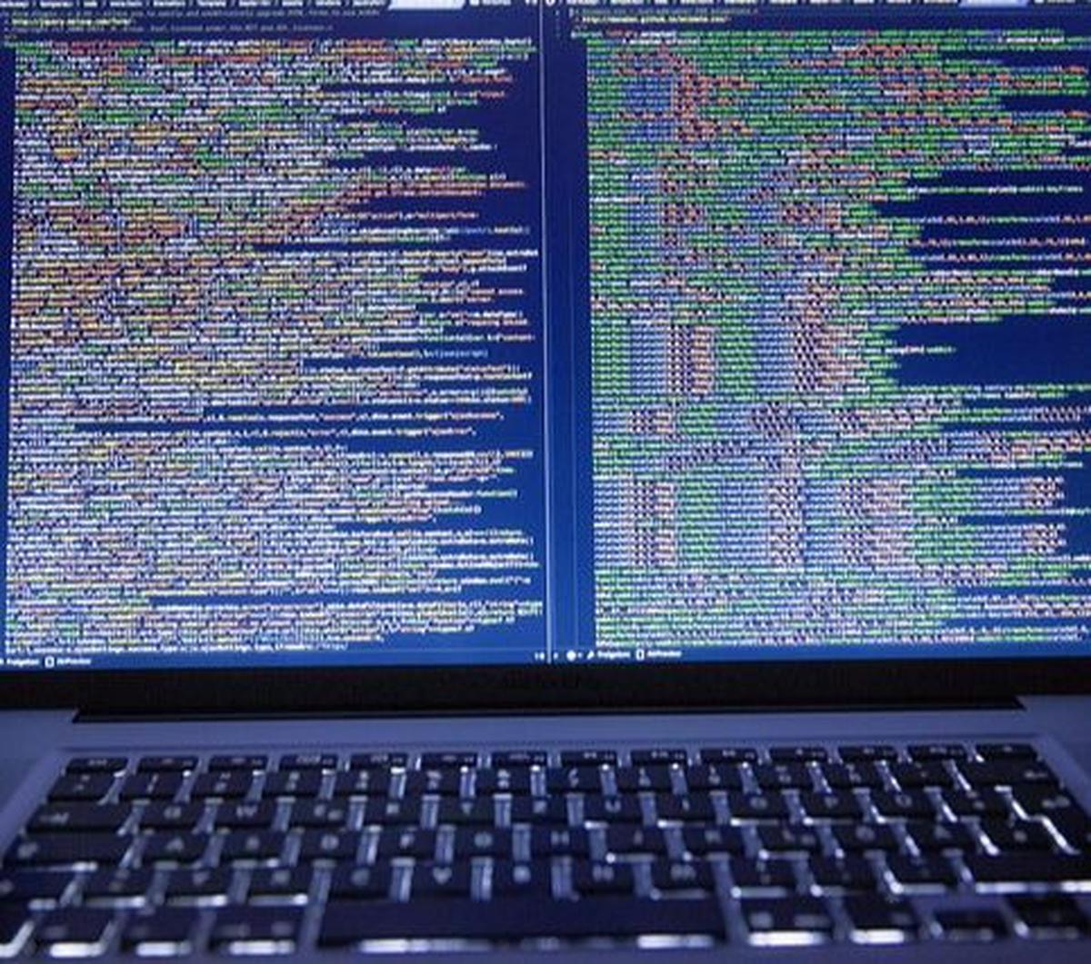 ValleyRAT (tiga huruf terakhir merupakan singkatan dari Remote Access Trojan), merupakan alat umum yang digunakan peretas untuk meretas komputer target dari jarak yang jauh.