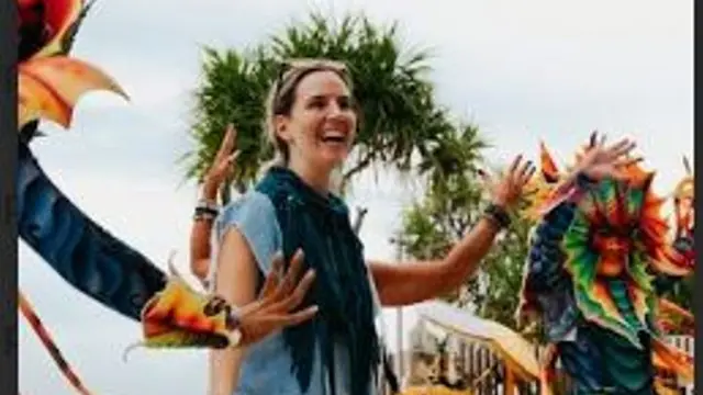 Acara Mingguan Tropical Temptation Beach Club Tampilkan Tarian Tradisional Bali