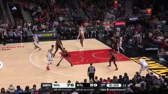 Berita video highlights pertandingan musim reguler NBA 2022/2023, antara Atlanta Hawks melawan Milwaukee Bucks, Kamis (12/1/23). Bucks menang dengan skor 114-105.