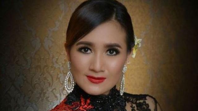 Nini Carlina Puji Penyanyi Ini Tak Kalah dengan Judika - ShowBiz