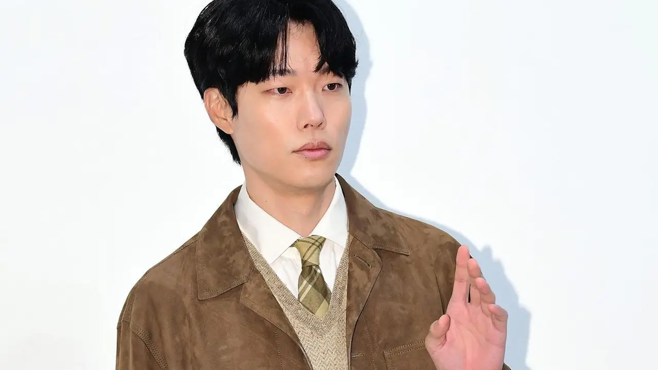 Siap Menerima Kritikan, Ryu Jun Yeol Akhirnya Buka Suara Mengenai Rumor Hubungan Asmaranya