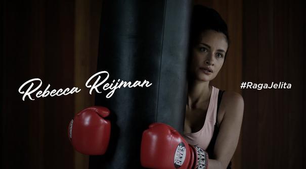 Berita video #RagaJelita kali ini menghadirkan penyanyi dan model, Rebecca Reijman, yang menjadikannya dirinya kuat dan bugar karena olahraga bela diri Muay Thai.