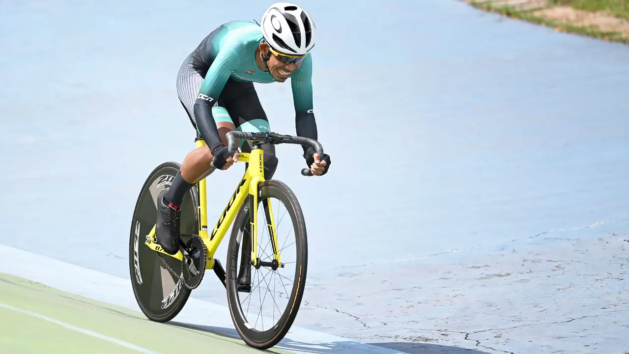 Foto: Muhammad Fadli Siap Banggakan Indonesia lewat Cabang Olahraga Balap Sepeda di Paralimpiade Tokyo 2020