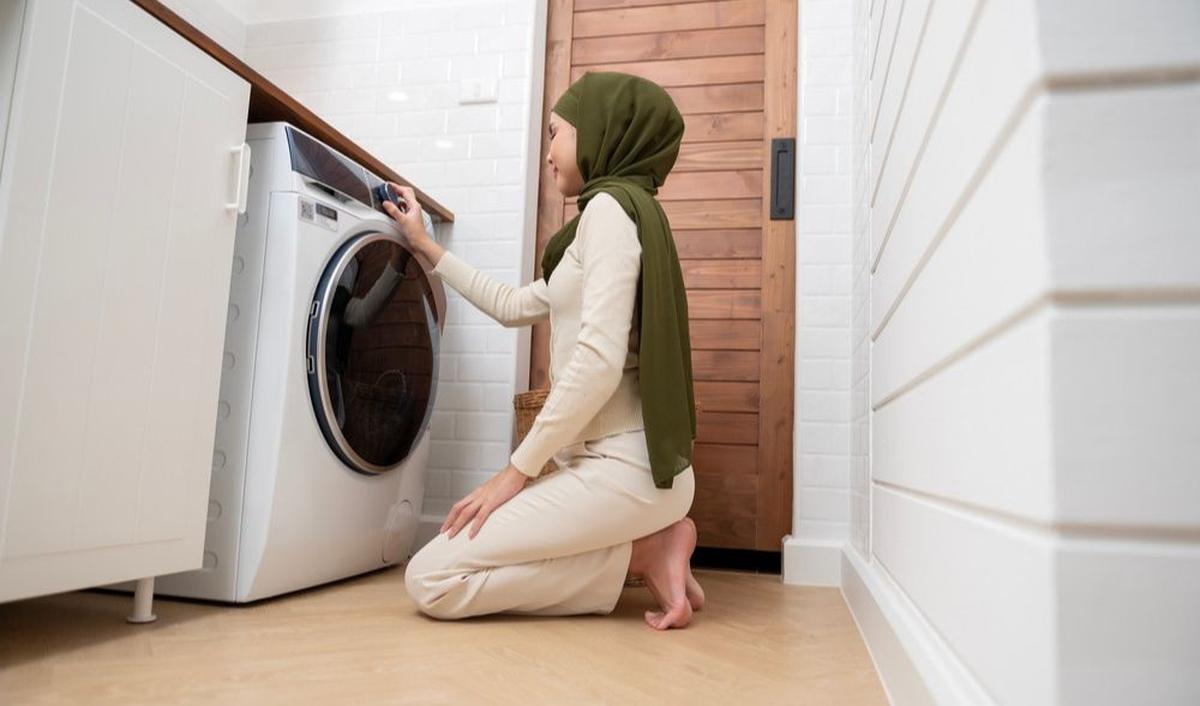 <b>Cuci dan Keringkan Baju</b>