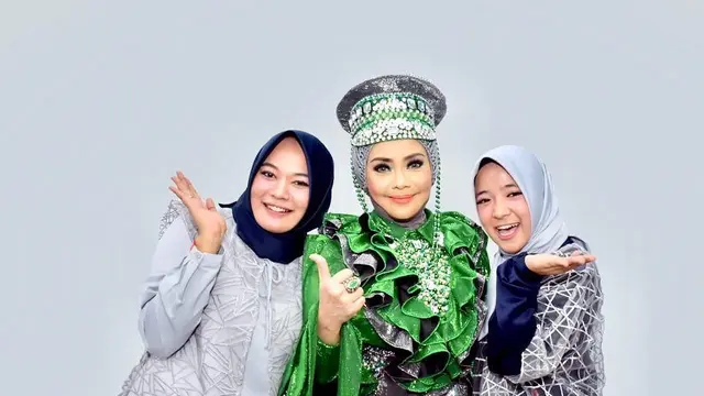 6 Momen Kedekatan Anisa Rahman dan Nissa Sabyan, Mantan Backing Vokal Sabyan Gambus