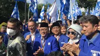 Partai Amanat Nasional (PAN) resmi mendaftarkan bakal calon legislatif (Bacaleg) ke Komisi Pemilihan Umum (KPU) RI, Jakarta Pusat, Jumat (12/5/2023). (Liputan6.com/Elza Hayarana Sahira)