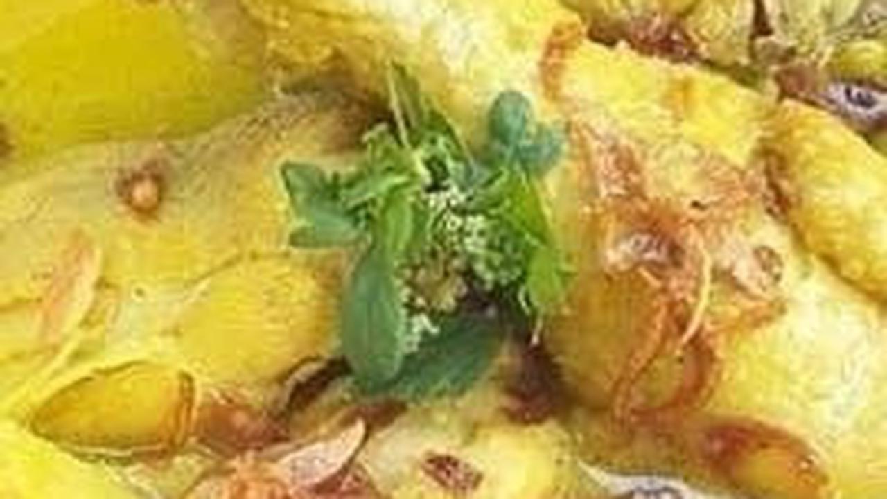 1. Resep Opor Ayam Lebaran dari resep @Rishel_kitchen