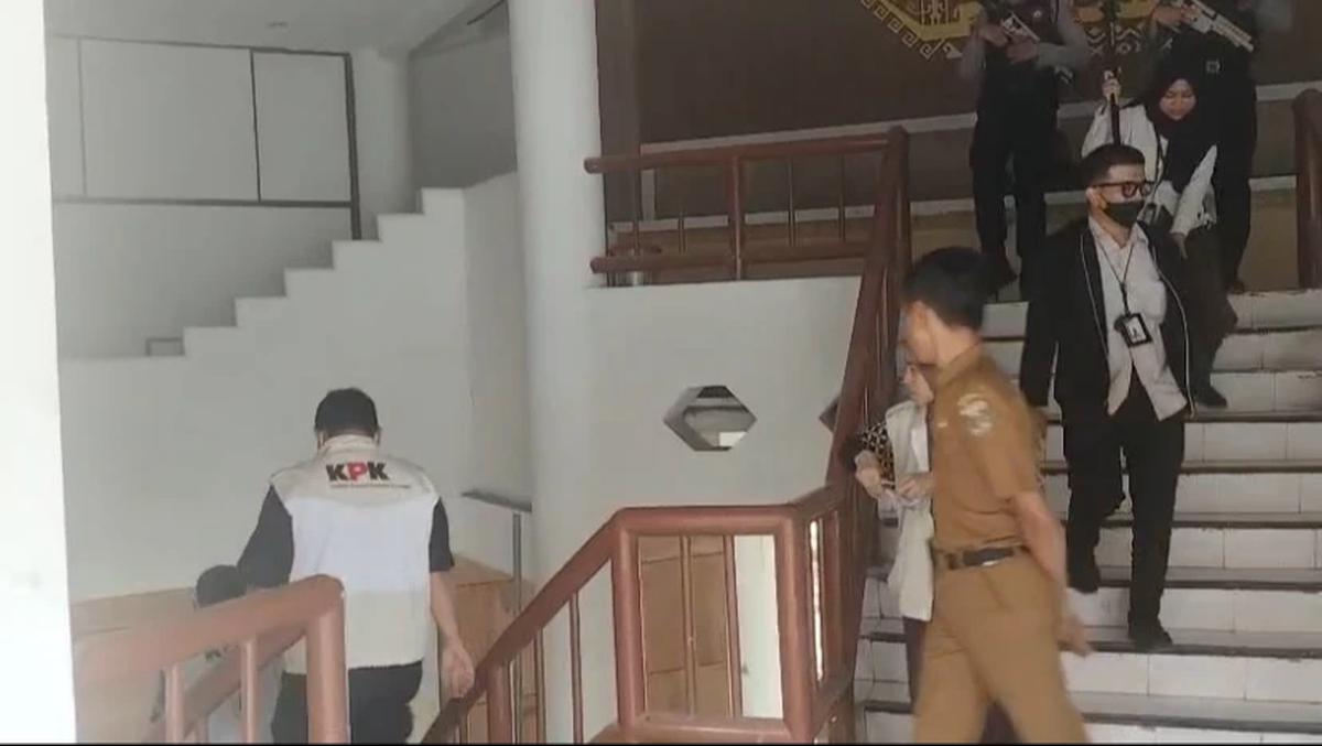 OTT Bupati Lampung Tengah, KPK Sisir Lima Lokasi Selama Dua Hari