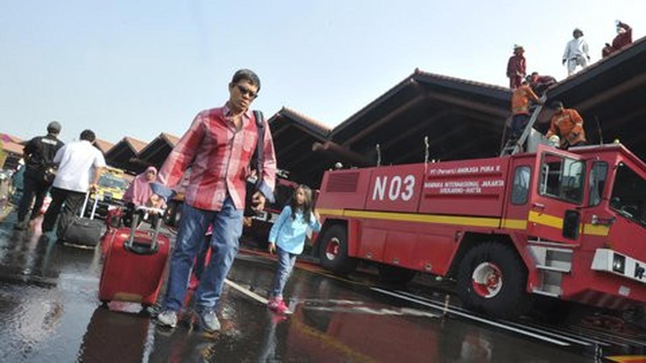 Kebakaran di Terminal 2E diduga arus pendek listrik
