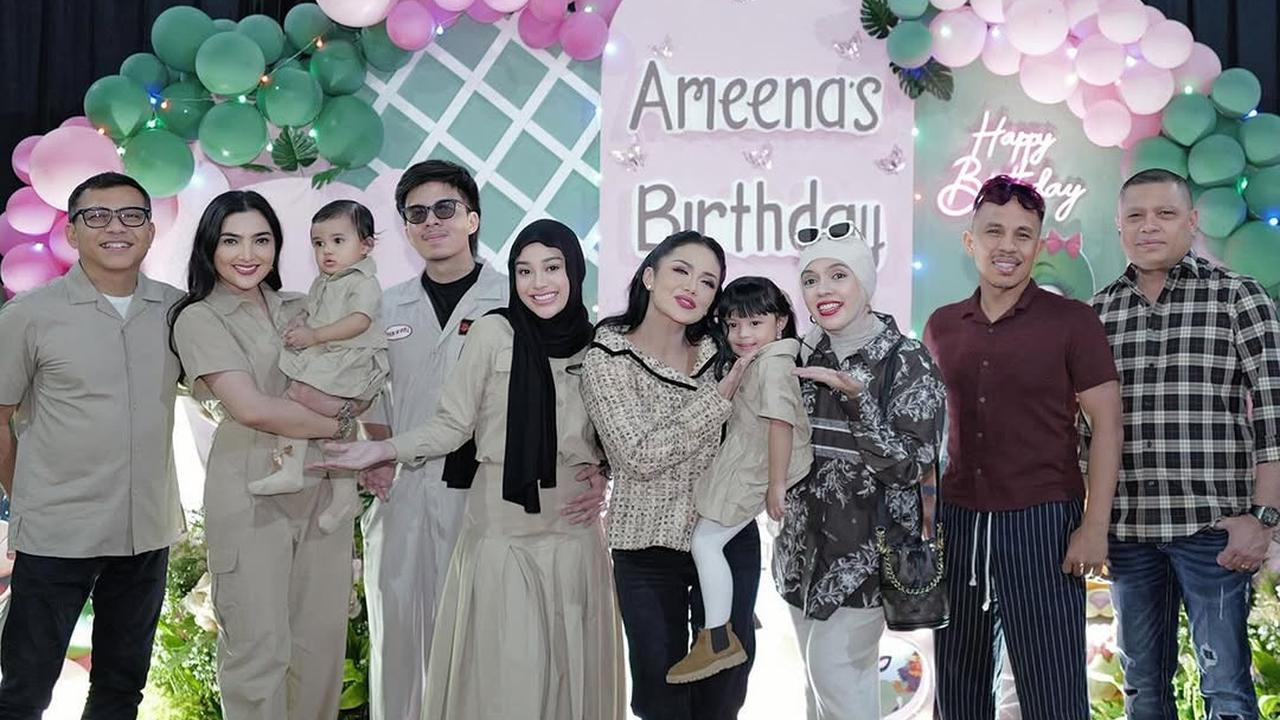 Momen Bahagia Aurel Hermansyah Bersama Ibu Kandung, Sambung dan Mertua dalam Satu Frame di Ulang Tahun Ameena