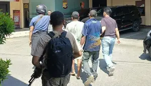 Satgas Bongkar Jaringan Pemasok Senjata KKB, 5 Orang Ditangkap