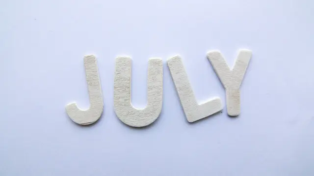 Ilustrasi Juli