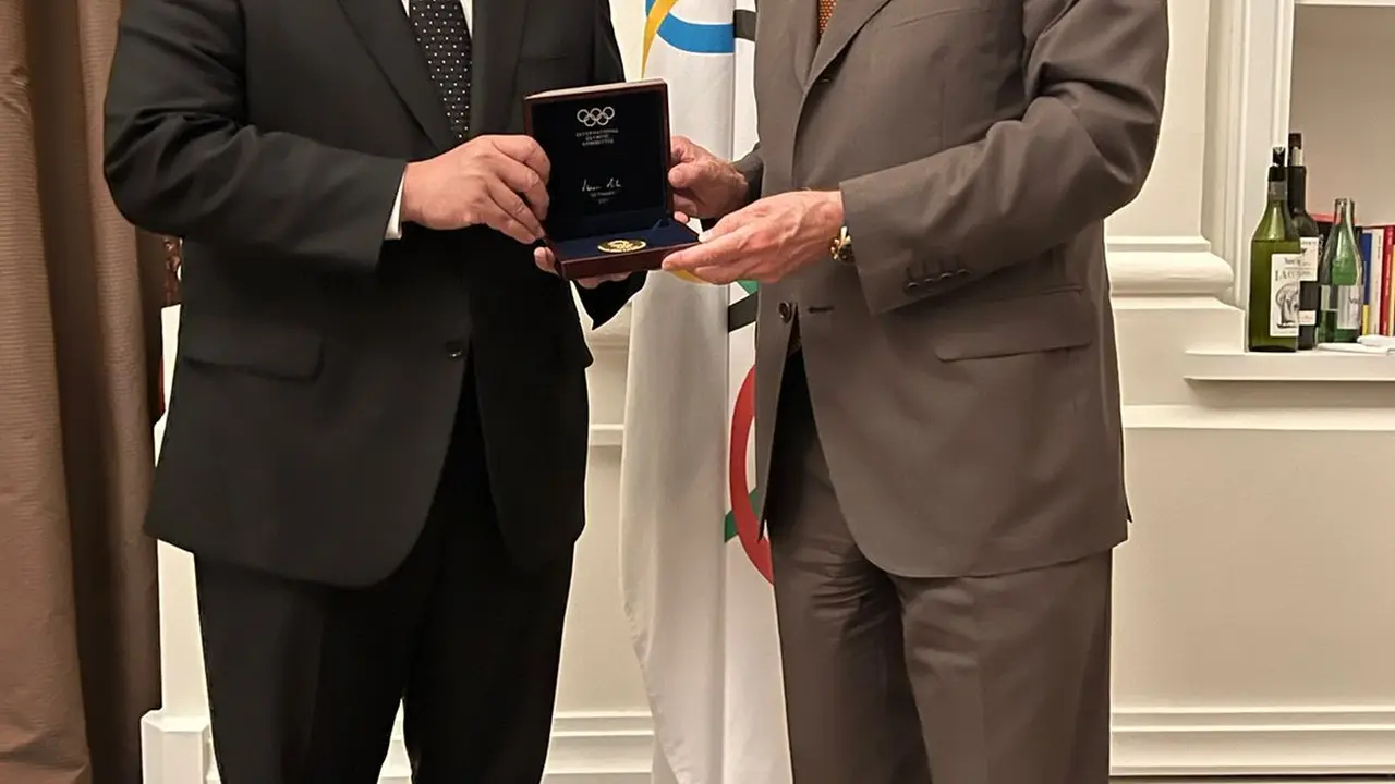 Menteri BUMN  Erick Thohir bertemu secara khusus dengan Presiden IOC, Thomas Bach di Jenewa, Swiss, Senin (3/10/2022).