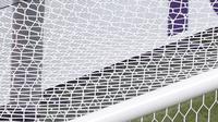 Para pemain Belanda tampak kecewa usai gawangnya dijebol pemain Repulik Ceska, Tomas Holes, pada laga babak 16 besar Euro 2020 di Ferenc Puskás Stadium, Budapest, Senin (28/6/2021). (AP/Laszlo Balogh, Pool)