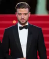 Sekalipun menyandang predikat bergengsi sebagai penyanyi kaliber Grammy Award, juga aktor peraih Emmy Award, Justin Timberlake tak lupa diri. (Bintang/EPA)