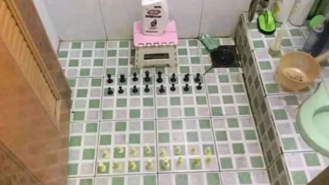 6 Potret Lantai Kamar Mandi Ini Nyeleneh, Enggak Habis Pikir