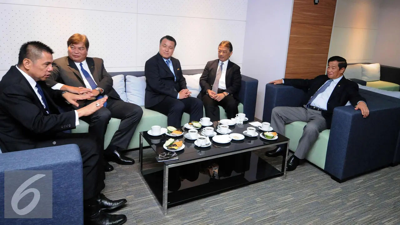 20151102-Kisruh-Sepakbola-Nasional-Jakarta-La-Nyalla-Mattalitti-Kohzo-Tashima