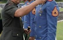 Gantengnya Enzo Allie Akmil TNI Berdarah Prancis di 'Kirab Pamitan Taruna', Dimintai Foto Para Wanita