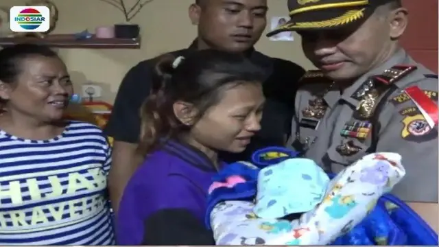 Polrestabes Bandung amankan seorang bayi perempuan yang baru dilahirkan dari tangan penculik.