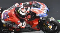 Pembalap Ducati, Jorge Lorenzo, menjuarai MotoGP Austria di Sirkuit Red Bull Ring, Minggu (12/8/2018). (AP//Kerstin Joensson)