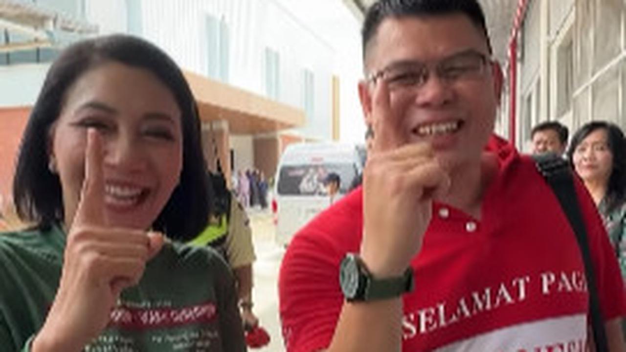 Hetty Andika dan Chris John