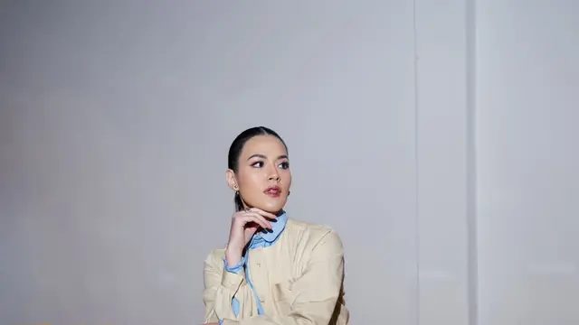 Tampil Flawless di Milan Fashion Week, Raisa Andalkan Makeup Brand Miliknya Sendiri