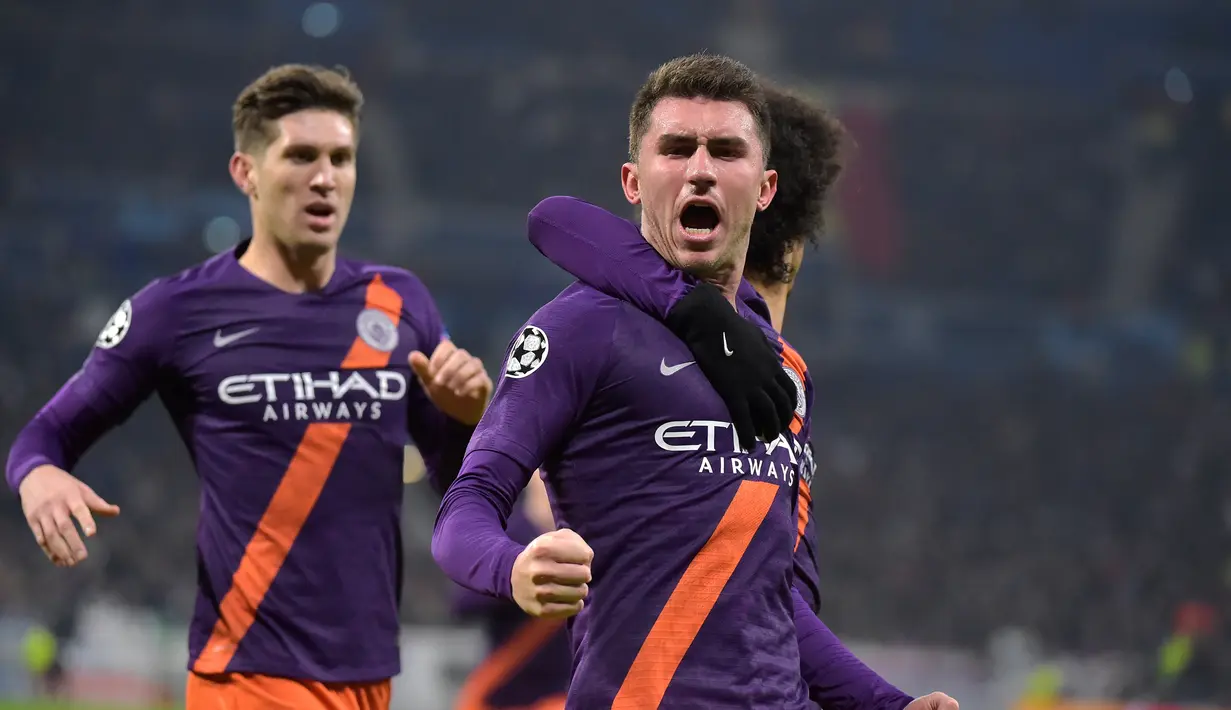 4. Aymeric Laporte - Namanya mulai dikenal saat membela panji Atletico Bilbao. Kemampuannya ternyata sampai ke telinga Pep Guardiola dan langsung membawanya ke Manchester City. (AFP/Roman Lafabregue)