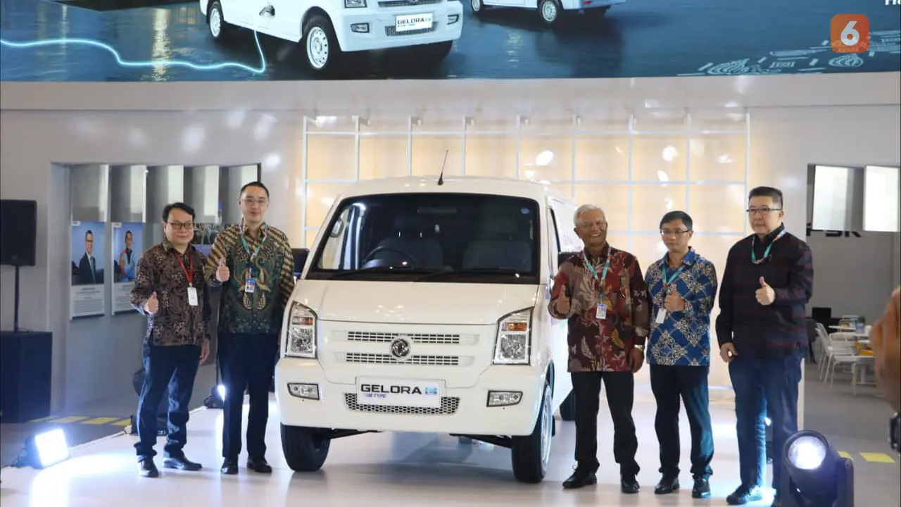 DFSK Gelora E B-Type Meluncur di GJAW 2025