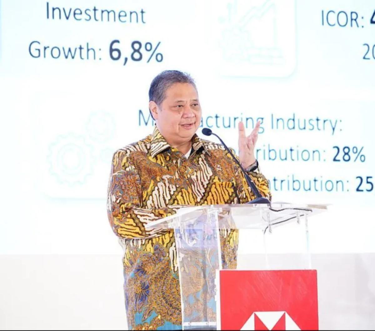 Dari segi produk domestik bruto (PDB) per kapita, Indonesia perlu meningkatkan PDB per kapita menjadi di atas 10.000 dolar AS pada 2030.