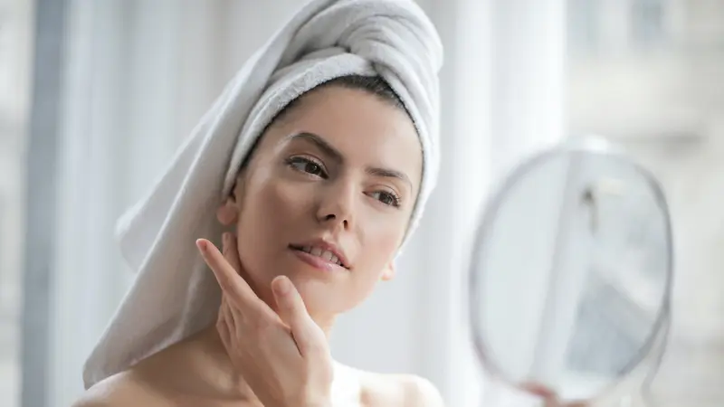 How To: 5 Langkah Pengaplikasian Serum Wajah yang Tepat Untuk Hasil Dapatkan Manfaat Maksimal