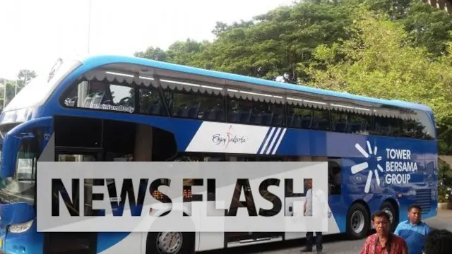  Gubernur DKI Jakarta Basuki Tjahaja Purnama atau Ahok tampak semringah. Bagaimana tidak, DKI kembali mendapat hibah bus tingkat gratis dari pihak swasta.
