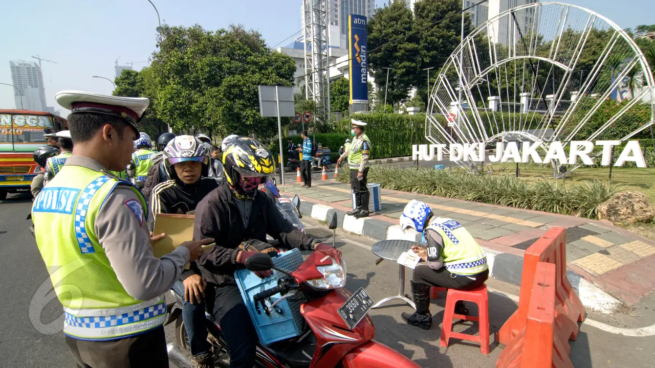 Gelar Operasi Patuh Jaya, Polisi Tilang Ratusan Pengendara