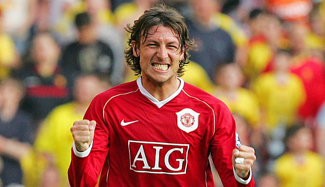 Gabriel Heinze - Heinze adalah pemain bertahan yang punya tampil bagus saat membela Manchester United pada 2004-2007. Karier cemerlangnya berakhir seiring gangguan cedera yang membuatnya terlempar dari tim inti The Red Devils. (AFP/Carl De Souza)
