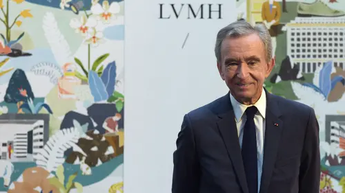 Dior hingga Louis Vuitton di Tangan Orang Terkaya Sejagat Bernard