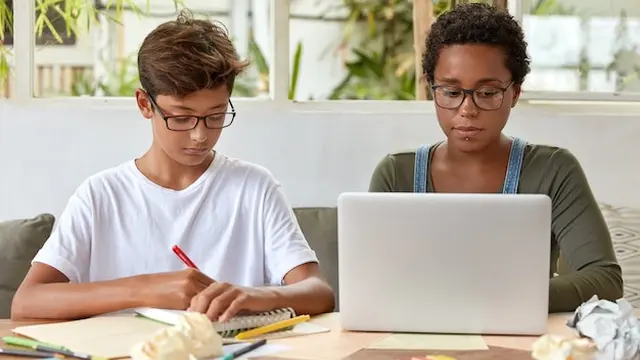 Gen Z sedang bekerja