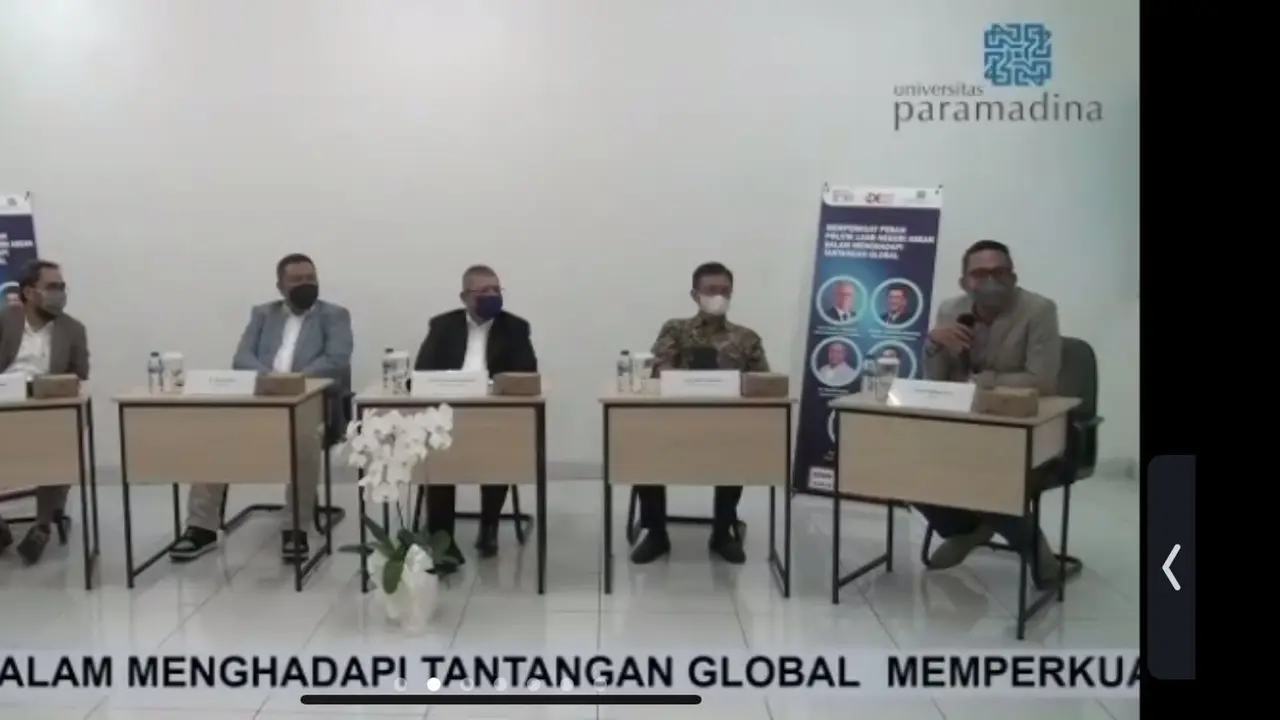 Diskusi “Memperkuat Peran Politik Luar Negeri ASEAN dalam Menghadapi Tantangan Global”