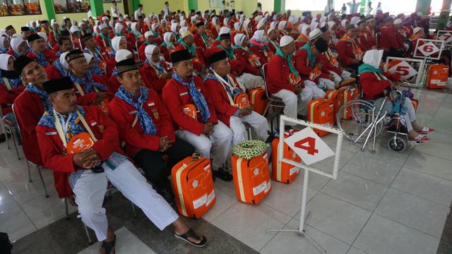 Para Calhaj Embarkasi Solo