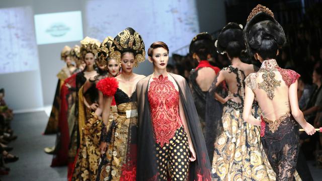Yang Ingin Dilihat Dalam Peragaan Busana Anne Avantie Fashion Beauty Liputan6 Com