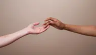 6 Ciri People Pleaser, Sosok yang Selalu Ingin Menyenangkan Orang Lain