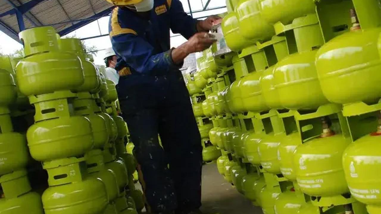 "Untuk LPG di Kota Madiun saat ini stoknya aman. Namun, kami memastikan bahwa penggunaannya harus tepat sasaran," tutup Rizky.
